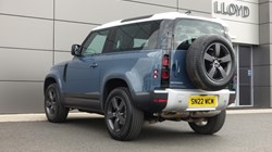 2022 (22) LAND ROVER DEFENDER 3.0 D250 HSE 90 3dr Auto 5527526
