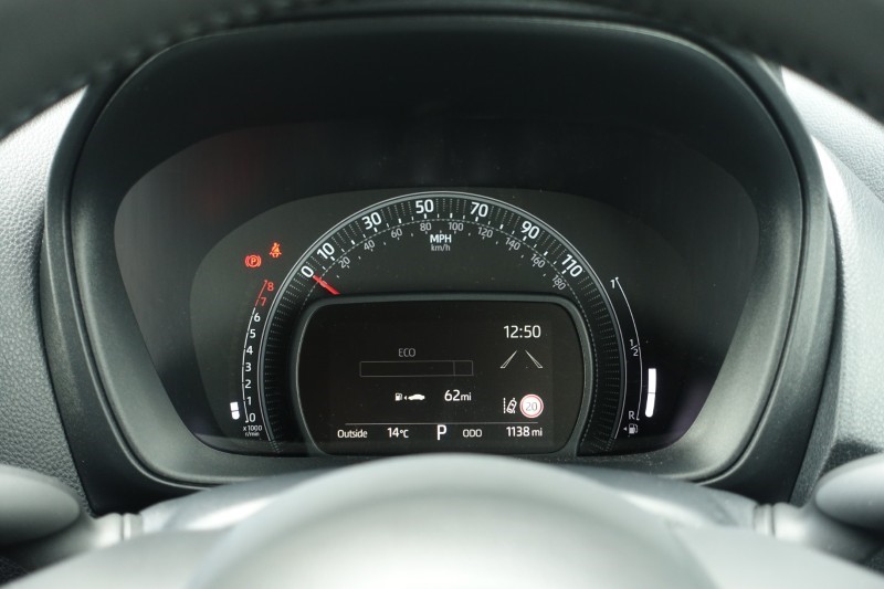 2025 (75) TOYOTA AYGO X 1.0 VVT-i Edge 5dr Auto 5491467
