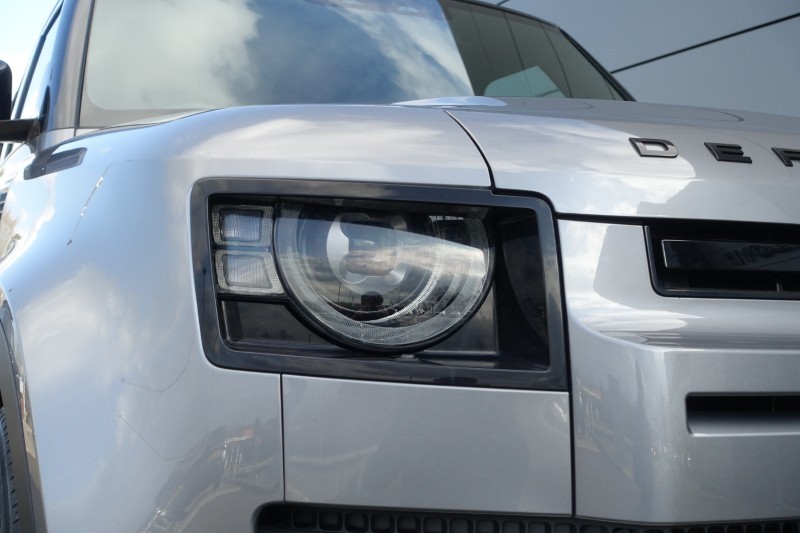2023 (23) LAND ROVER COMMERCIAL DEFENDER 3.0 D250 Hard Top SE Auto 5504453