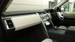 2025 (25) LAND ROVER DISCOVERY 3.0 D350 Dynamic HSE 5dr Auto 5558869