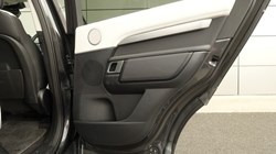 2025 (25) LAND ROVER DISCOVERY 3.0 D350 Dynamic HSE 5dr Auto 5558862