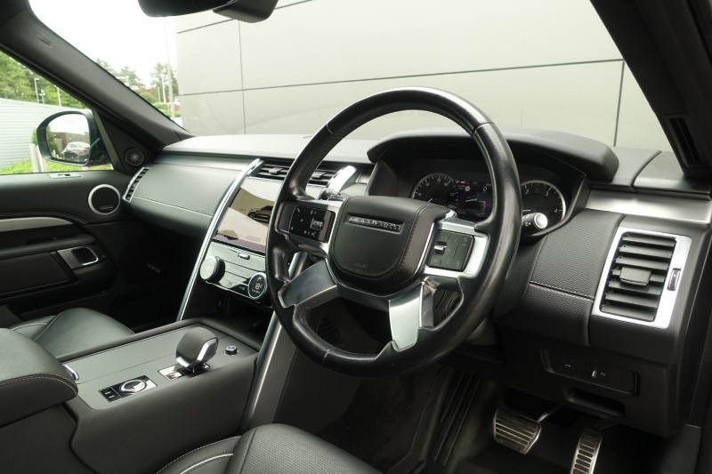 2022 (22) LAND ROVER DISCOVERY 3.0 D300 R-Dynamic HSE 5dr Auto 5562193