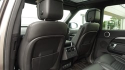 2022 (22) LAND ROVER DISCOVERY 3.0 D300 R-Dynamic HSE 5dr Auto 5562208
