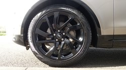 2022 (22) LAND ROVER DISCOVERY 3.0 D300 R-Dynamic HSE 5dr Auto 5562178