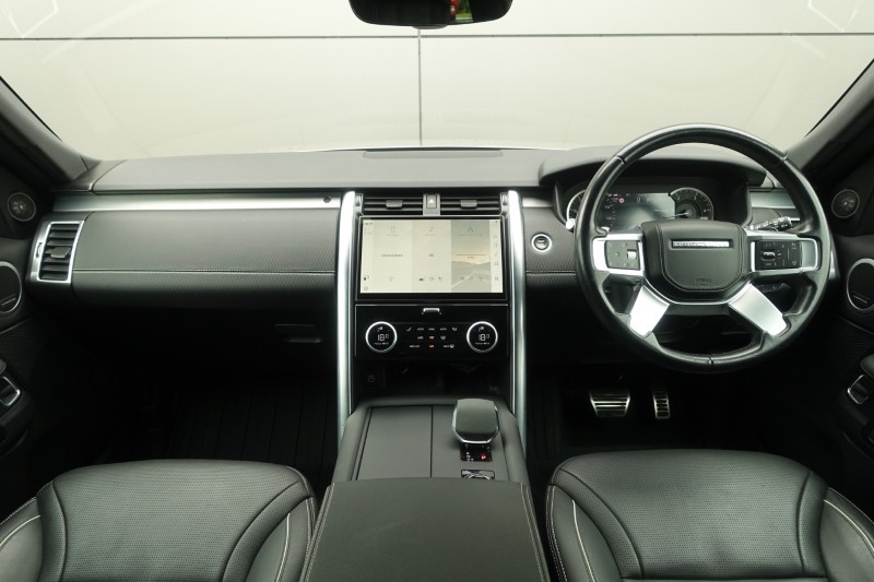 2022 (22) LAND ROVER DISCOVERY 3.0 D300 R-Dynamic HSE 5dr Auto 5562159