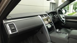 2022 (22) LAND ROVER DISCOVERY 3.0 D300 R-Dynamic HSE 5dr Auto 5562211