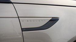 2022 (22) LAND ROVER DISCOVERY 3.0 D300 R-Dynamic HSE 5dr Auto 5562169