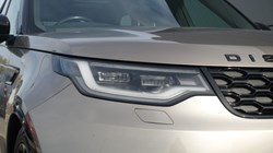 2022 (22) LAND ROVER DISCOVERY 3.0 D300 R-Dynamic HSE 5dr Auto 5562166