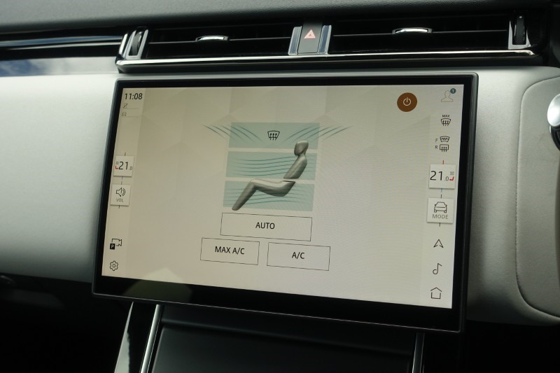 2023 (23) LAND ROVER RANGE ROVER VELAR 2.0 D200 MHEV Dynamic SE 5dr Auto 5572977