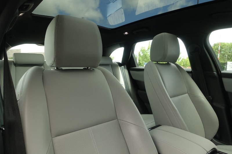 2023 (23) LAND ROVER RANGE ROVER VELAR 2.0 D200 MHEV Dynamic SE 5dr Auto 5572980