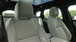 2023 (23) LAND ROVER RANGE ROVER VELAR 2.0 D200 MHEV Dynamic SE 5dr Auto 5572980