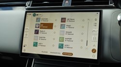 2023 (23) LAND ROVER RANGE ROVER VELAR 2.0 D200 MHEV Dynamic SE 5dr Auto 5572973