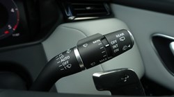 2023 (23) LAND ROVER RANGE ROVER VELAR 2.0 D200 MHEV Dynamic SE 5dr Auto 5572970