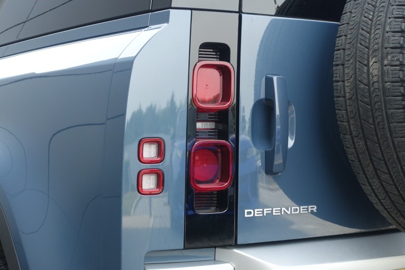 2025 (25) LAND ROVER COMMERCIAL DEFENDER 3.0 D250 Hard Top S Auto 5581059