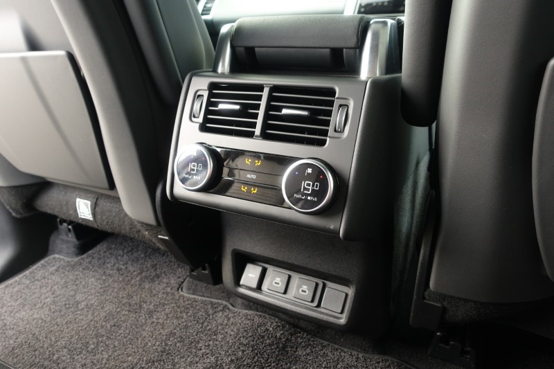 2024 (73) LAND ROVER DISCOVERY 3.0 D300 Dynamic HSE 5dr Auto 5627474
