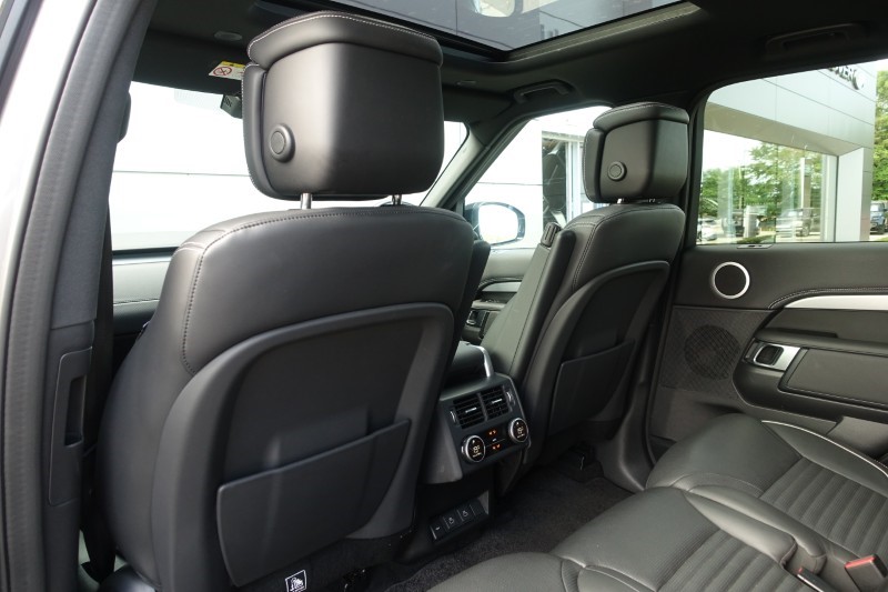 2024 (73) LAND ROVER DISCOVERY 3.0 D300 Dynamic HSE 5dr Auto 5627521