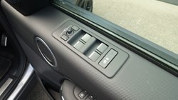 2024 (73) LAND ROVER DISCOVERY 3.0 D300 Dynamic HSE 5dr Auto 5627515