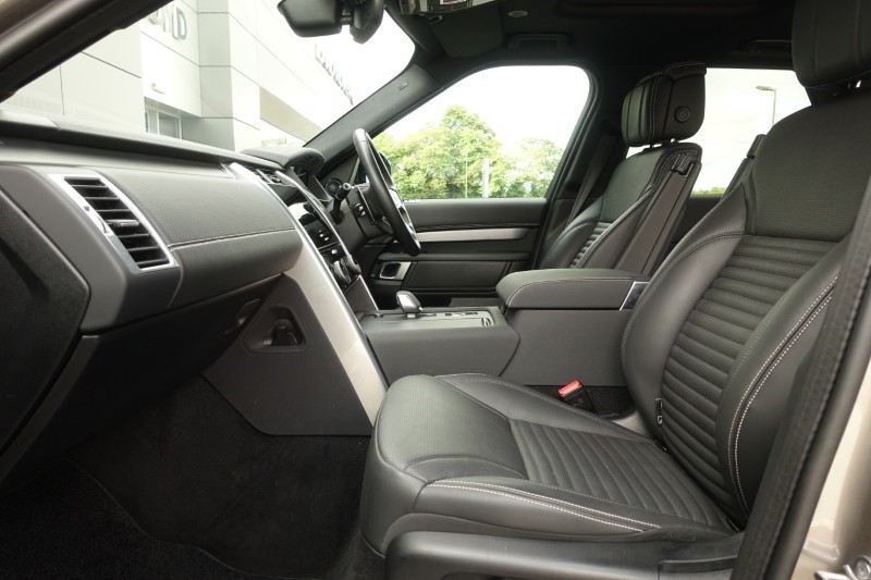 2025 (25) LAND ROVER DISCOVERY 3.0 D350 Dynamic HSE 5dr Auto 5646851