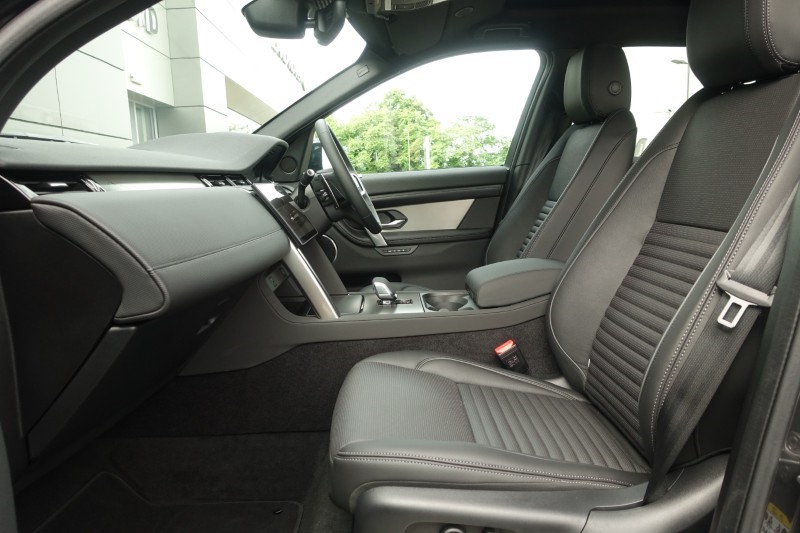 2026 (26) LAND ROVER DISCOVERY SPORT 1.5 P270e Landmark 5dr Auto [5 Seat] 5561733