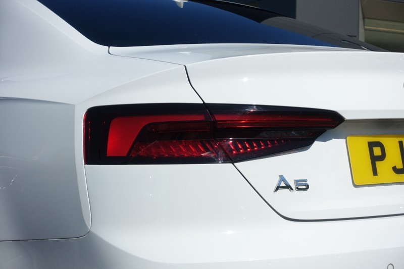 2018 (18) AUDI A5 2.0 TFSI S Line 2dr S Tronic 5592585