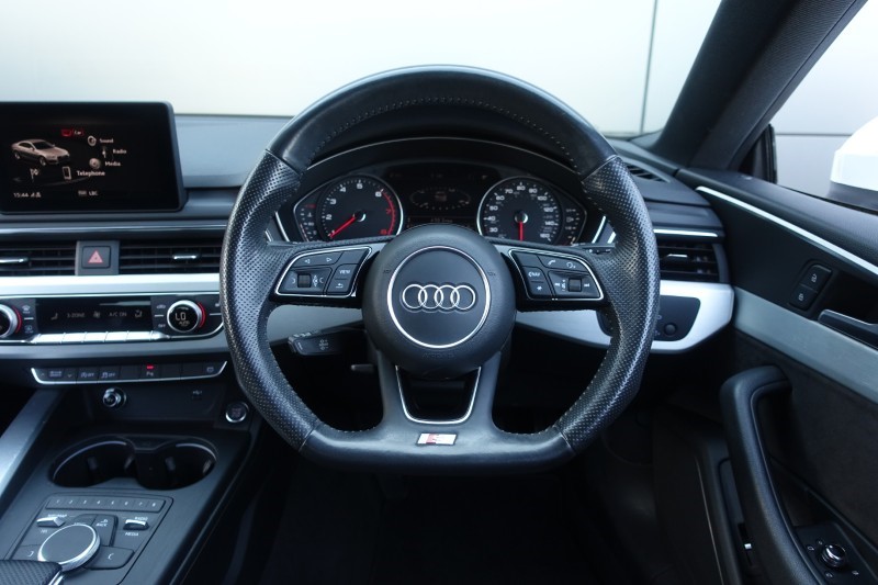 2018 (18) AUDI A5 2.0 TFSI S Line 2dr S Tronic 5592581