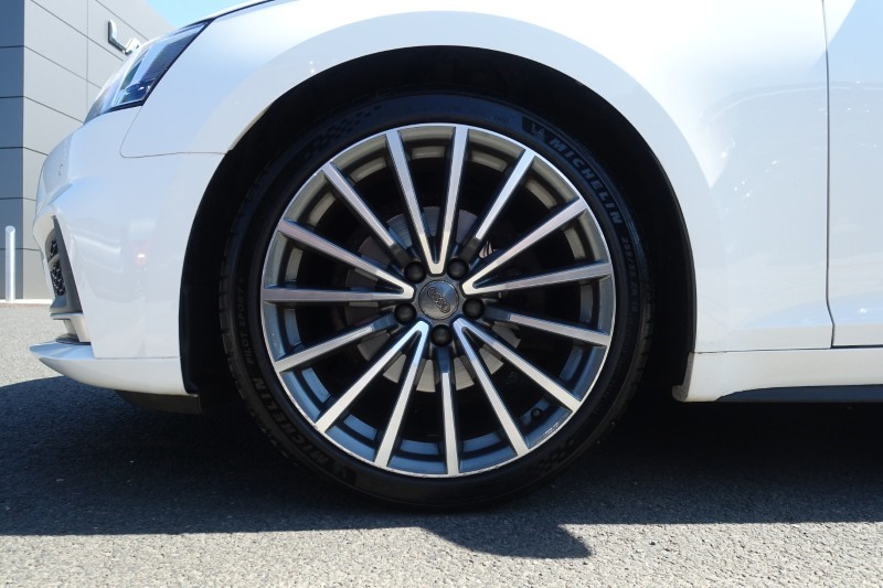 2018 (18) AUDI A5 2.0 TFSI S Line 2dr S Tronic 5592593