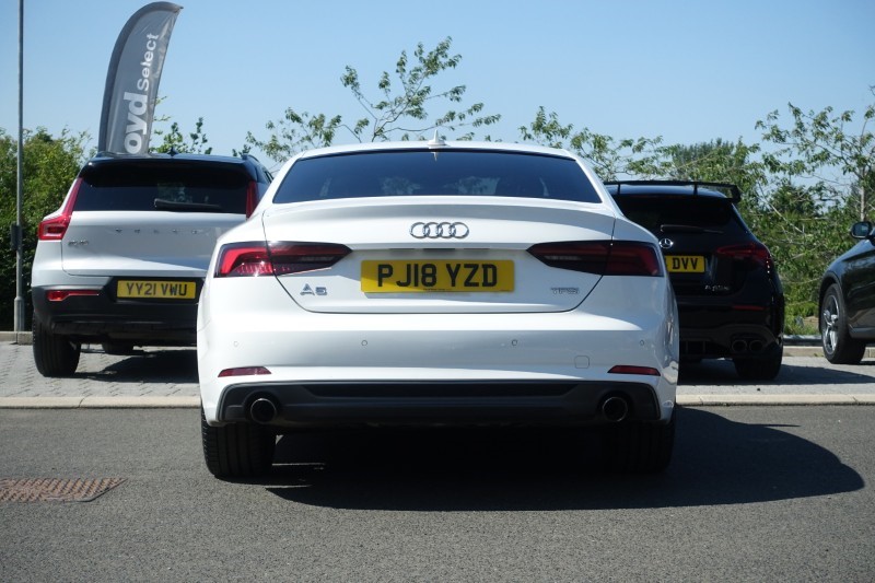 2018 (18) AUDI A5 2.0 TFSI S Line 2dr S Tronic 5592573