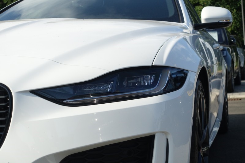 2020 (20) JAGUAR XE 2.0d R-Dynamic SE 4dr Auto 5602352
