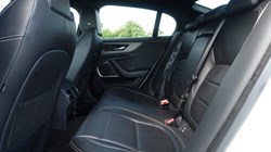 2020 (20) JAGUAR XE 2.0d R-Dynamic SE 4dr Auto 5602325