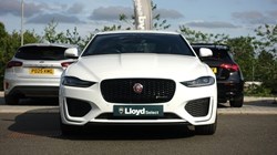 2020 (20) JAGUAR XE 2.0d R-Dynamic SE 4dr Auto 5602328