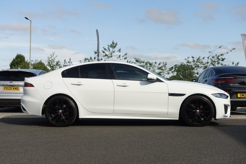 2020 (20) JAGUAR XE 2.0d R-Dynamic SE 4dr Auto 5602326