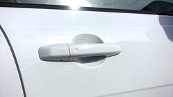 2020 (20) JAGUAR XE 2.0d R-Dynamic SE 4dr Auto 5602343