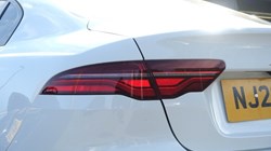 2020 (20) JAGUAR XE 2.0d R-Dynamic SE 4dr Auto 5602340