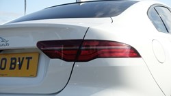 2020 (20) JAGUAR XE 2.0d R-Dynamic SE 4dr Auto 5602346