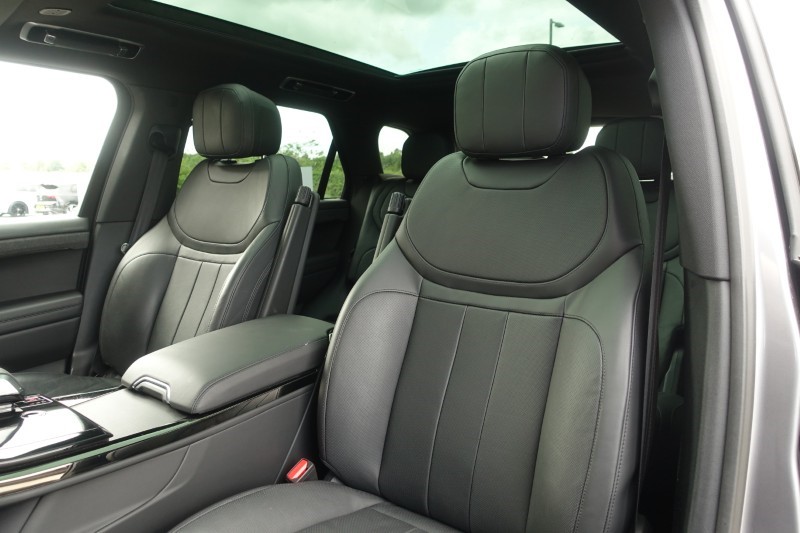 2024 (24) LAND ROVER RANGE ROVER SPORT 3.0 P460e Dynamic SE 5dr Auto 5658470