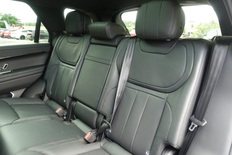 2024 (24) LAND ROVER RANGE ROVER SPORT 3.0 P460e Dynamic SE 5dr Auto 5658467
