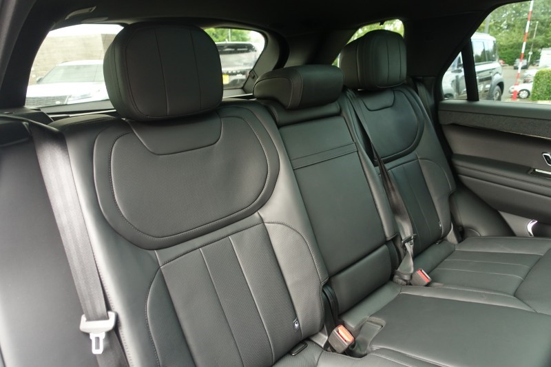 2024 (24) LAND ROVER RANGE ROVER SPORT 3.0 P460e Dynamic SE 5dr Auto 5658464