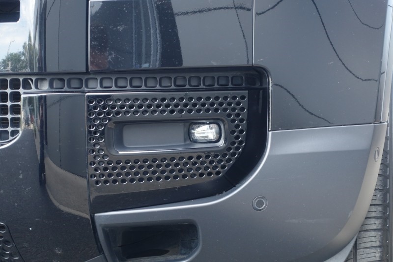 2023 (73) LAND ROVER DEFENDER 3.0 D250 HSE 110 5dr Auto 5702728