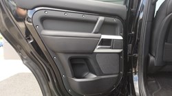 2023 (73) LAND ROVER DEFENDER 3.0 D250 HSE 110 5dr Auto 5702753