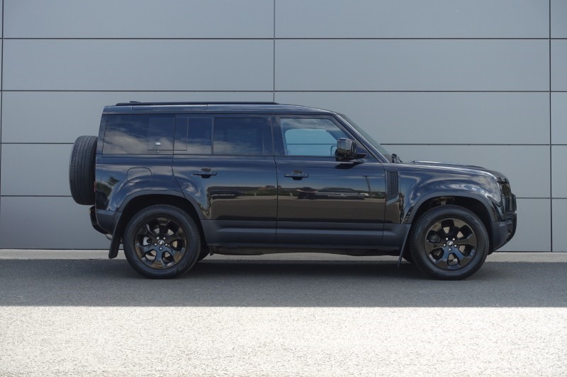 2023 (73) LAND ROVER DEFENDER 3.0 D250 HSE 110 5dr Auto 5702698