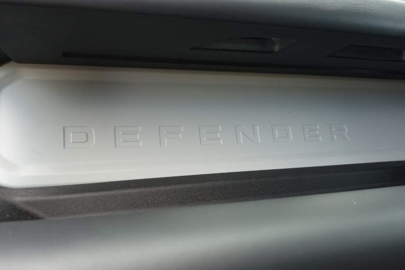 2023 (73) LAND ROVER DEFENDER 3.0 D250 HSE 110 5dr Auto 5702758