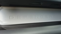 2023 (73) LAND ROVER DEFENDER 3.0 D250 HSE 110 5dr Auto 5702758