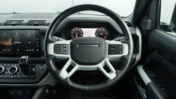 2023 (73) LAND ROVER DEFENDER 3.0 D250 HSE 110 5dr Auto 5702708