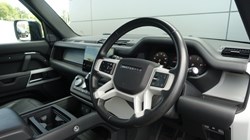 2023 (73) LAND ROVER DEFENDER 3.0 D250 HSE 110 5dr Auto 5702742