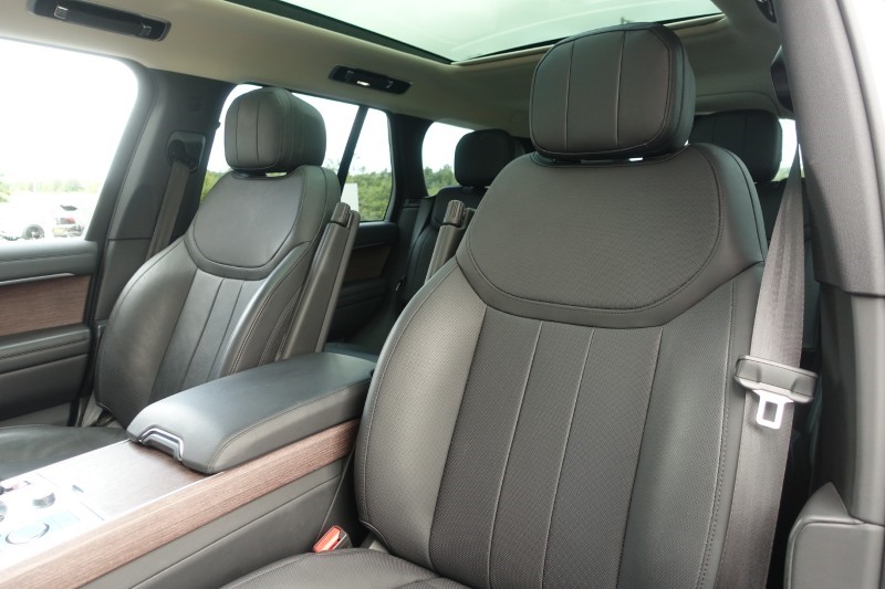2023 (23) LAND ROVER RANGE ROVER 3.0 D300 SE 4dr Auto 5652158