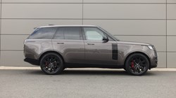 2023 (23) LAND ROVER RANGE ROVER 3.0 D300 SE 4dr Auto 5652099