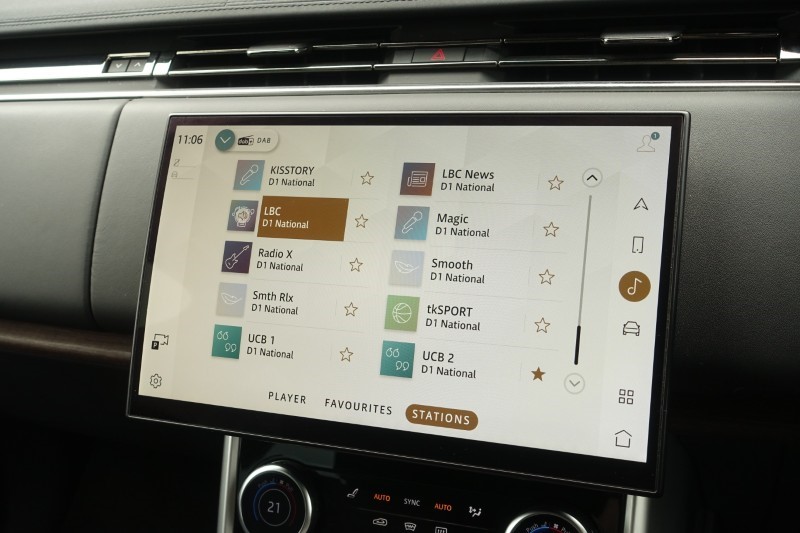 2023 (23) LAND ROVER RANGE ROVER 3.0 D300 SE 4dr Auto 5652132