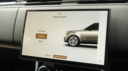 2023 (23) LAND ROVER RANGE ROVER 3.0 D300 SE 4dr Auto 5652133