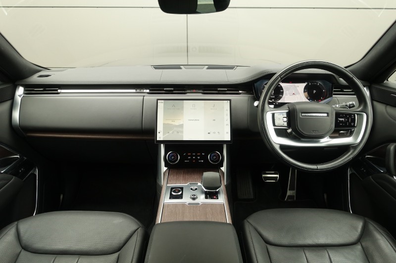 2023 (23) LAND ROVER RANGE ROVER 3.0 D300 SE 4dr Auto 5652103
