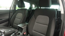 2019 (19) HYUNDAI TUCSON 1.6 GDi SE Nav 5dr 2WD 5653493